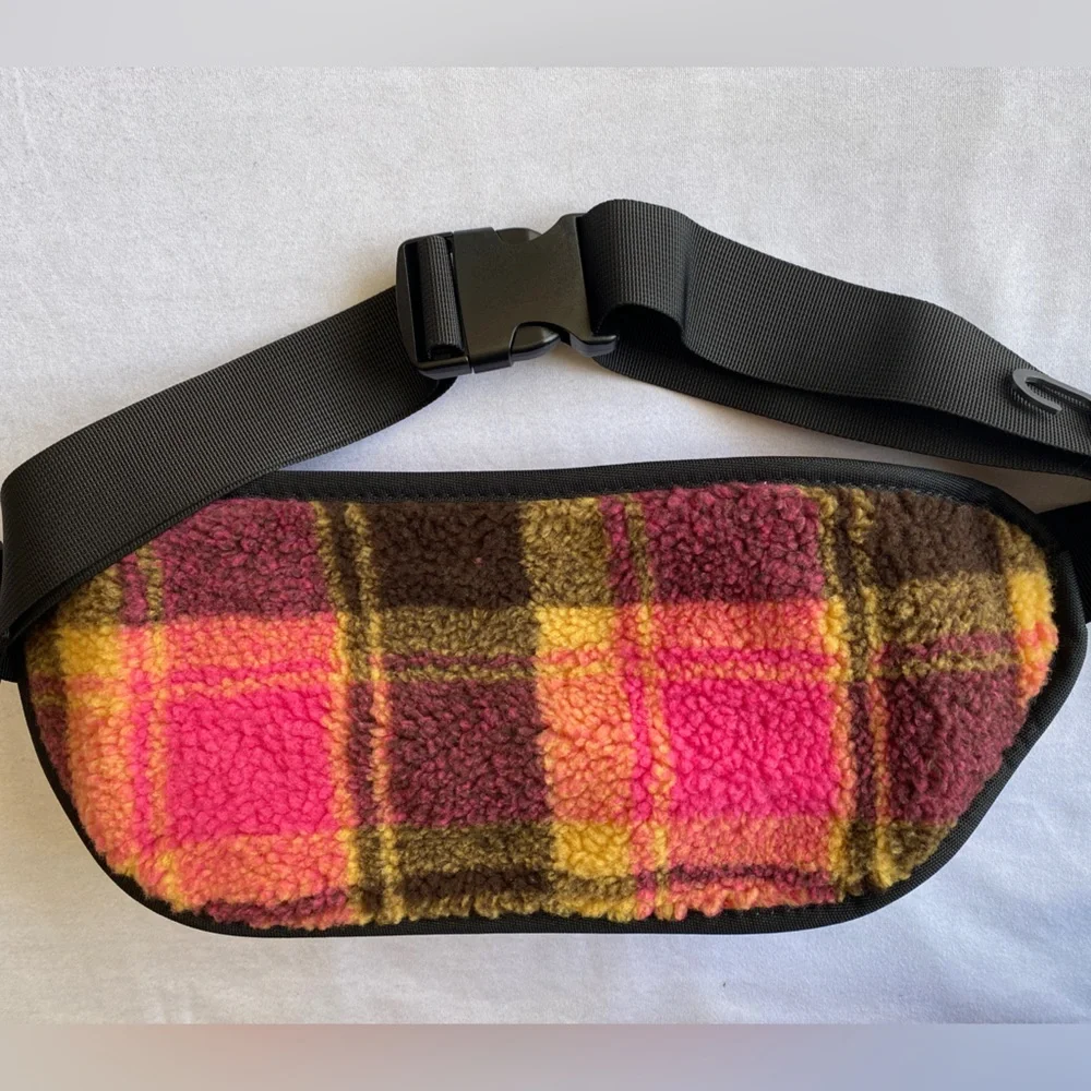 Women’s hands‎ free rectangular fanny pack pink plaid